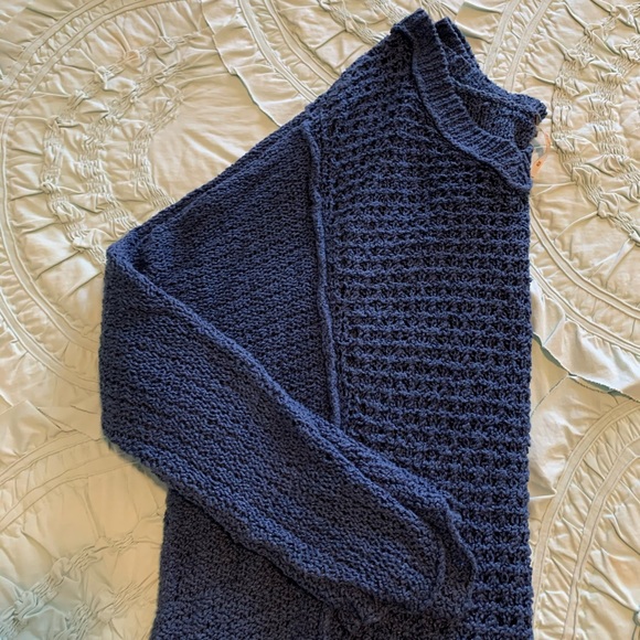 Free People Sweater - Picture 6 of 10
